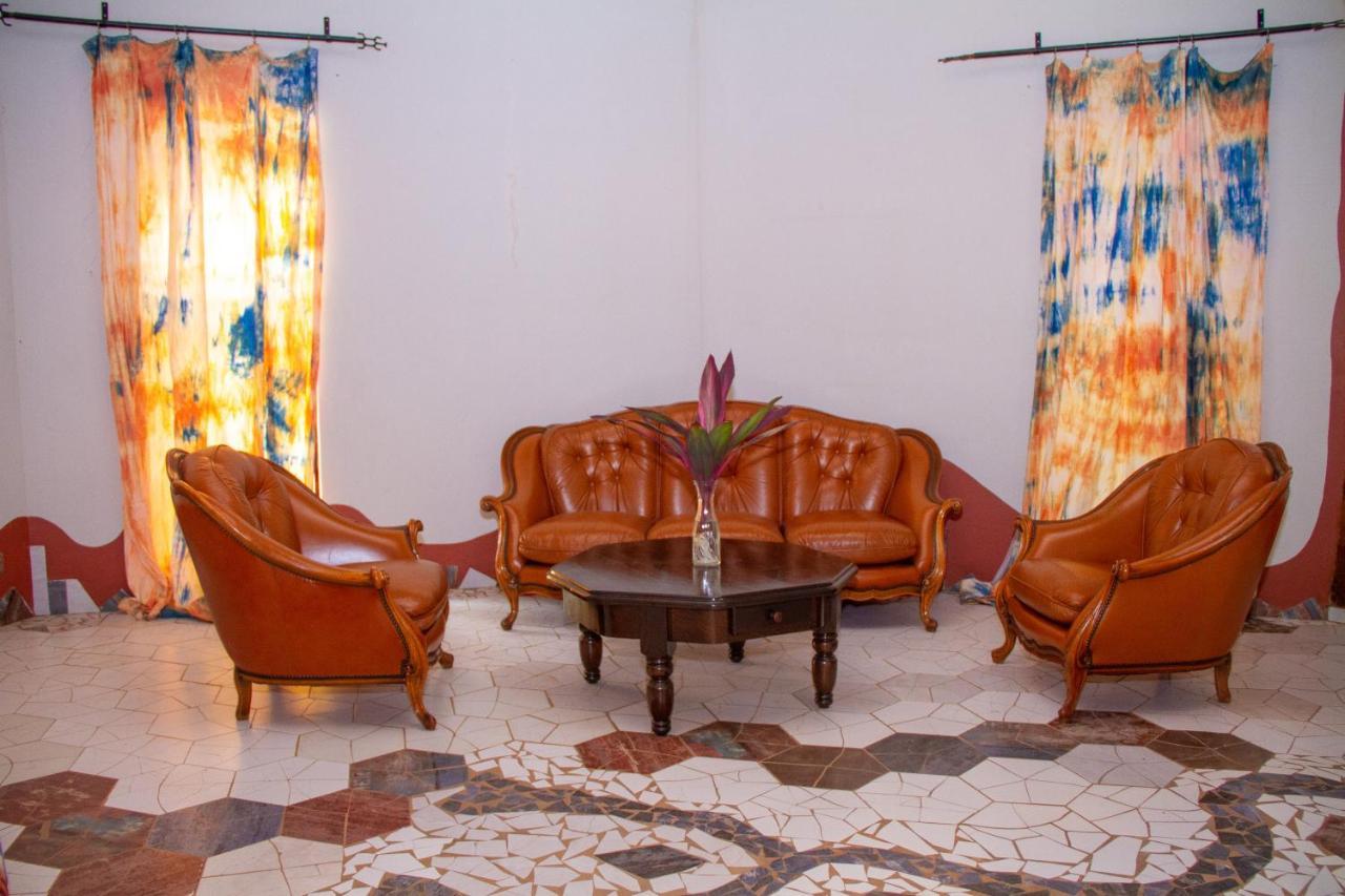 Mama Africa Art Residence & Art Center Gambia Tanji Extérieur photo