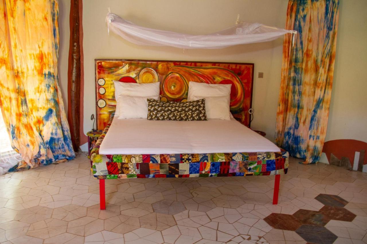 Mama Africa Art Residence & Art Center Gambia Tanji Extérieur photo