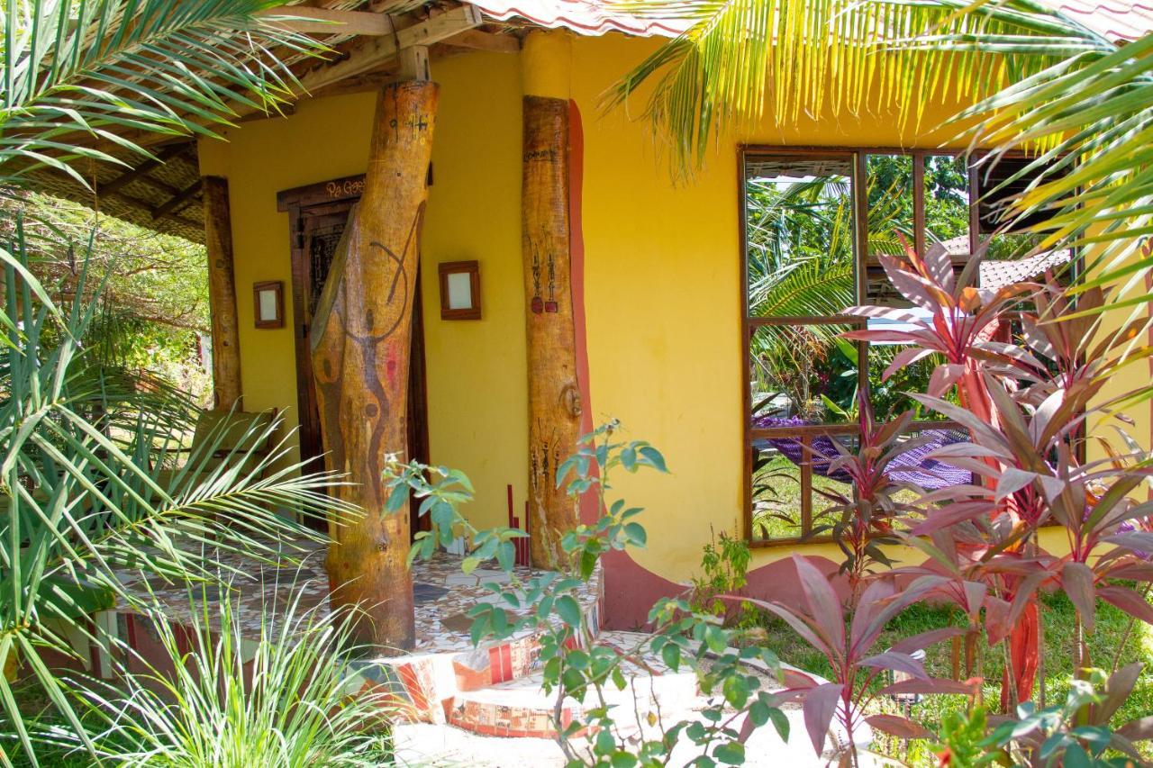 Mama Africa Art Residence & Art Center Gambia Tanji Extérieur photo