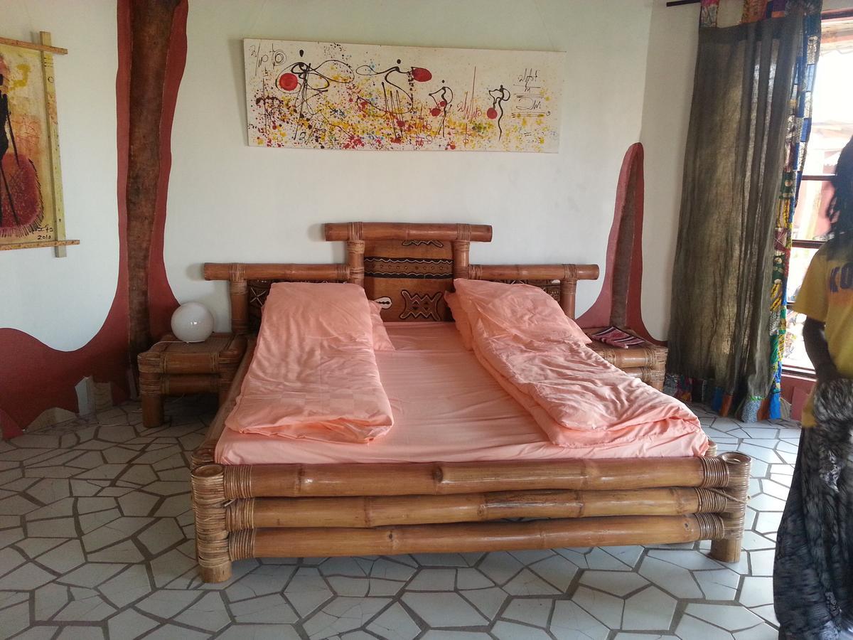 Mama Africa Art Residence & Art Center Gambia Tanji Extérieur photo