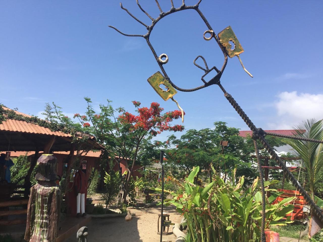 Mama Africa Art Residence & Art Center Gambia Tanji Extérieur photo